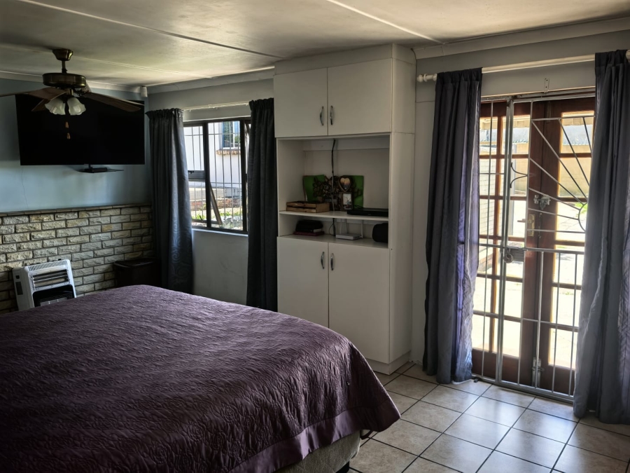 3 Bedroom Property for Sale in Amalinda North Eastern Cape